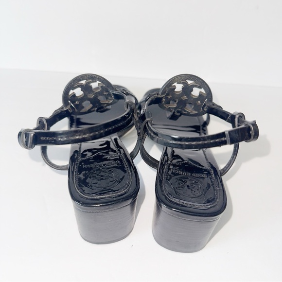 Tory Burch Miller Black Patent Leather T Strap Logo Block Heel Sandals 
Size 8.5 - Picture 9 of 14